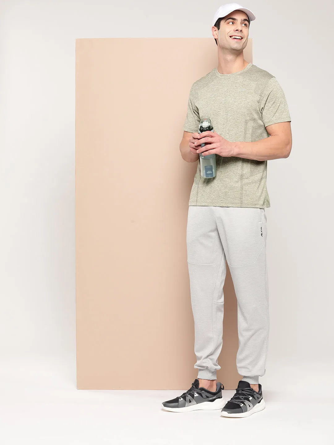 Alcis Men Printed Slim Fit T-shirt