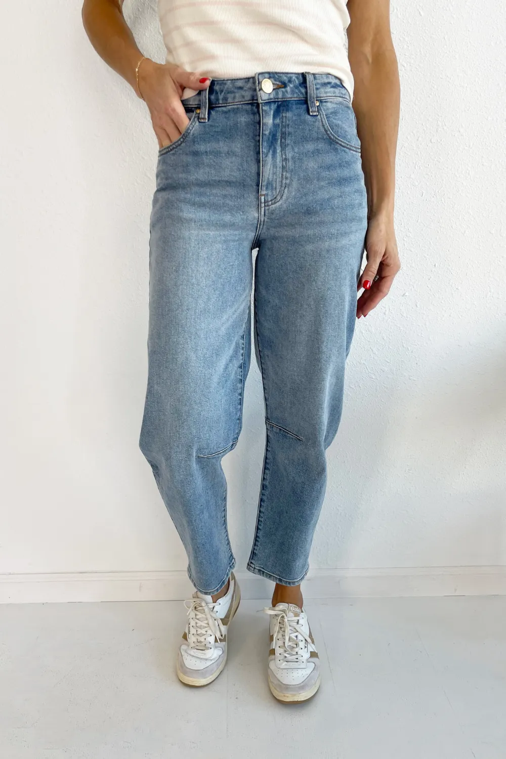 Ashley High Rise Slouchy Barrel Straight Leg