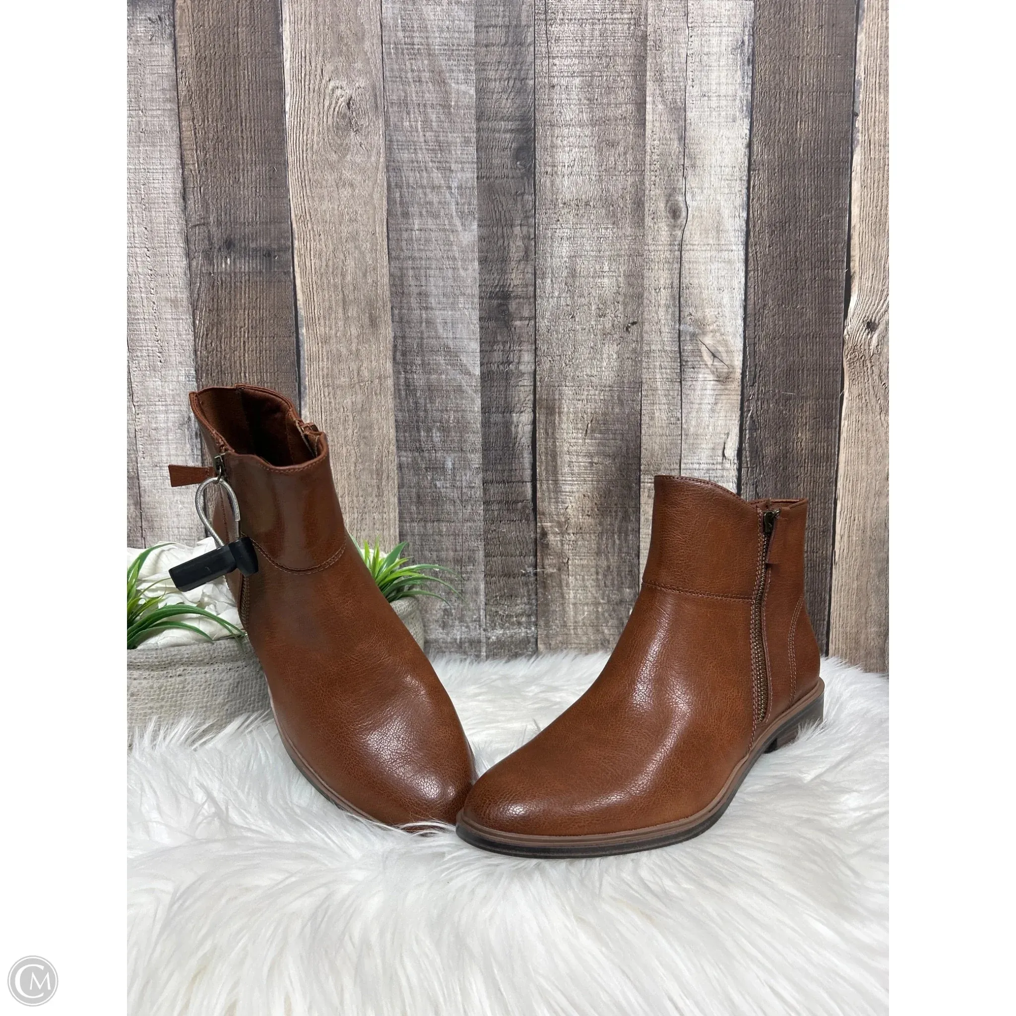 Boots Ankle Heels By Cme In Brown, Size: 8.5