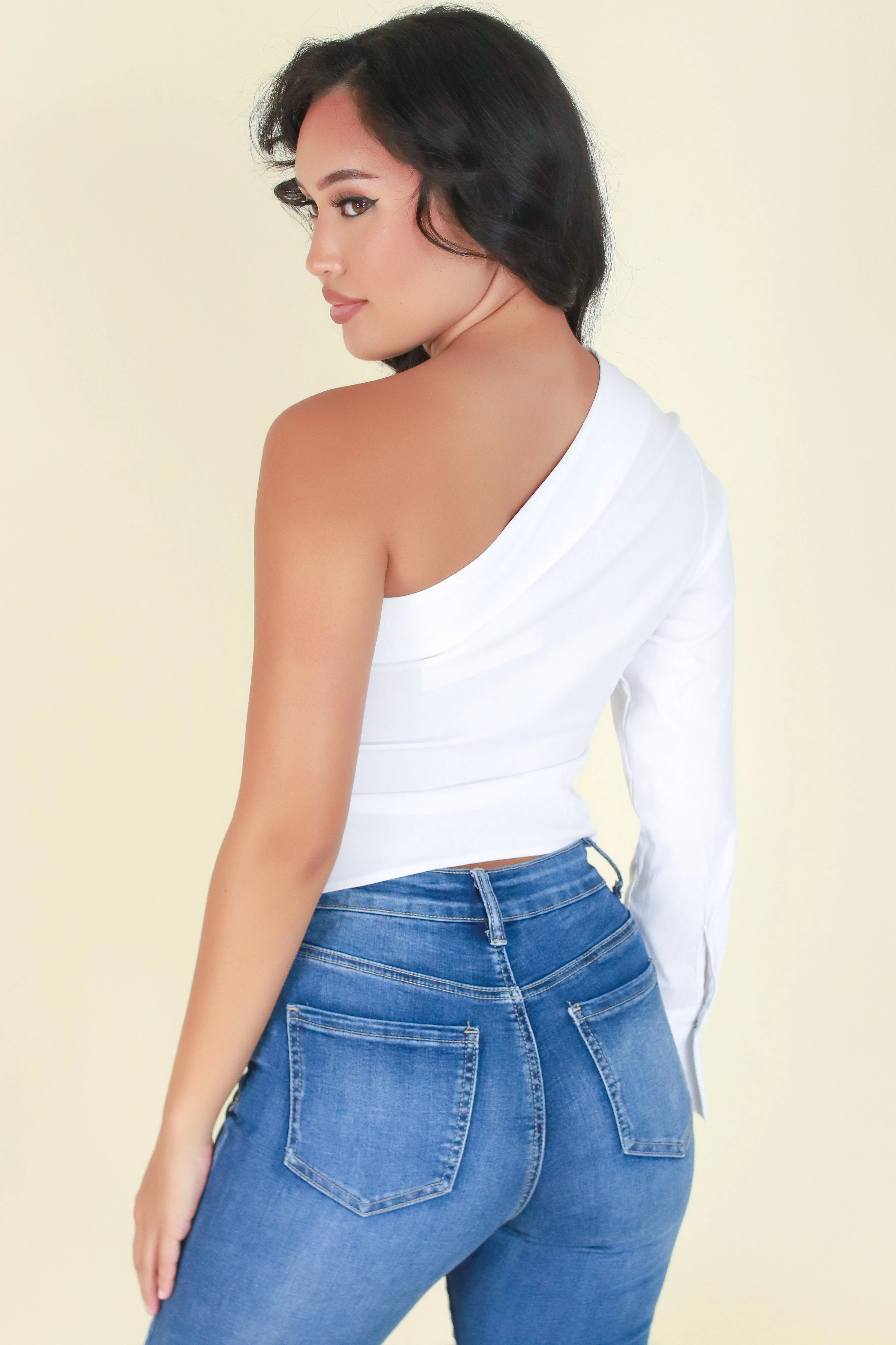 COMPLETE PACKAGE TOP