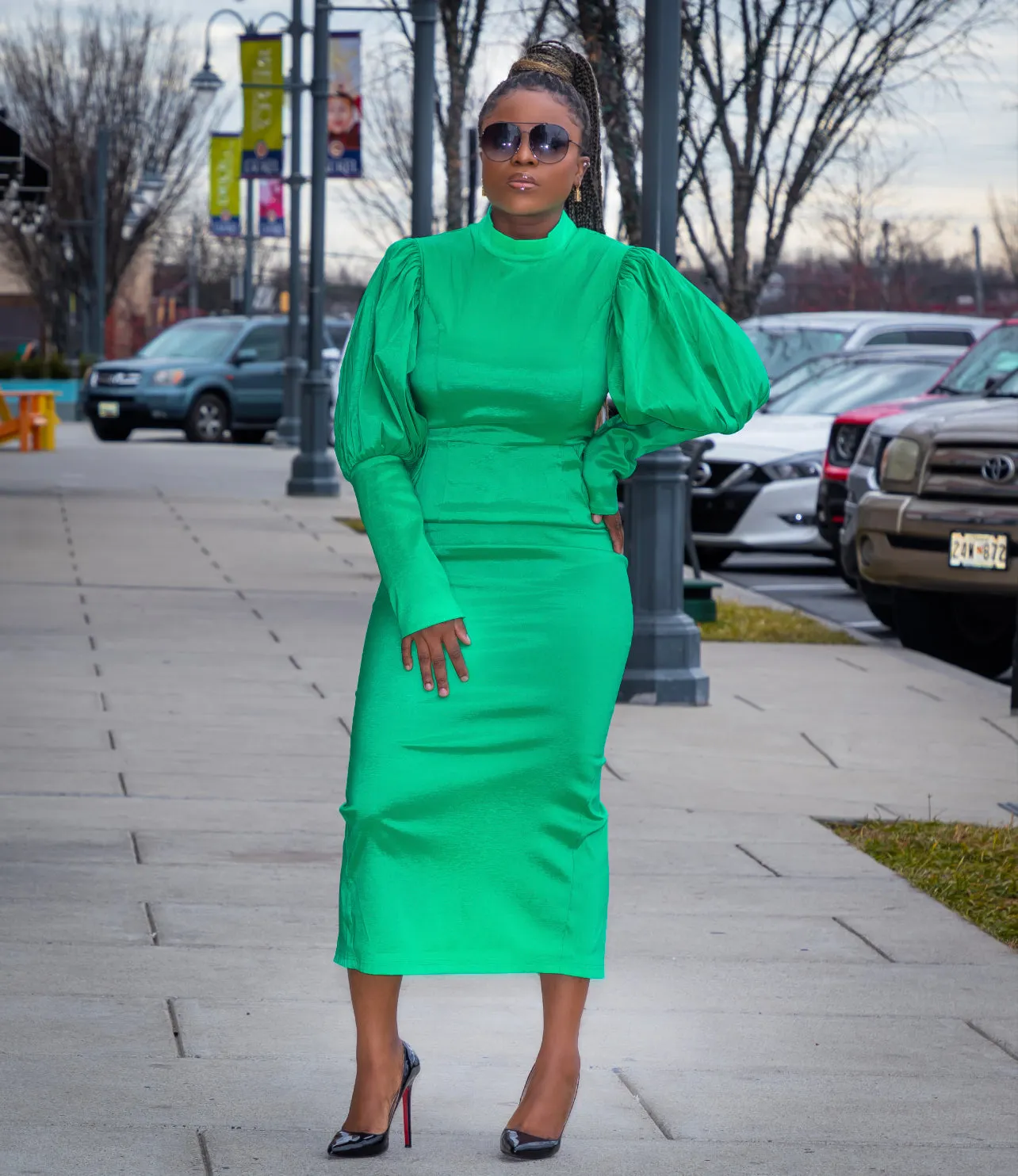 Green Round Neck Puff Sleeve High Waisted Midi Dress