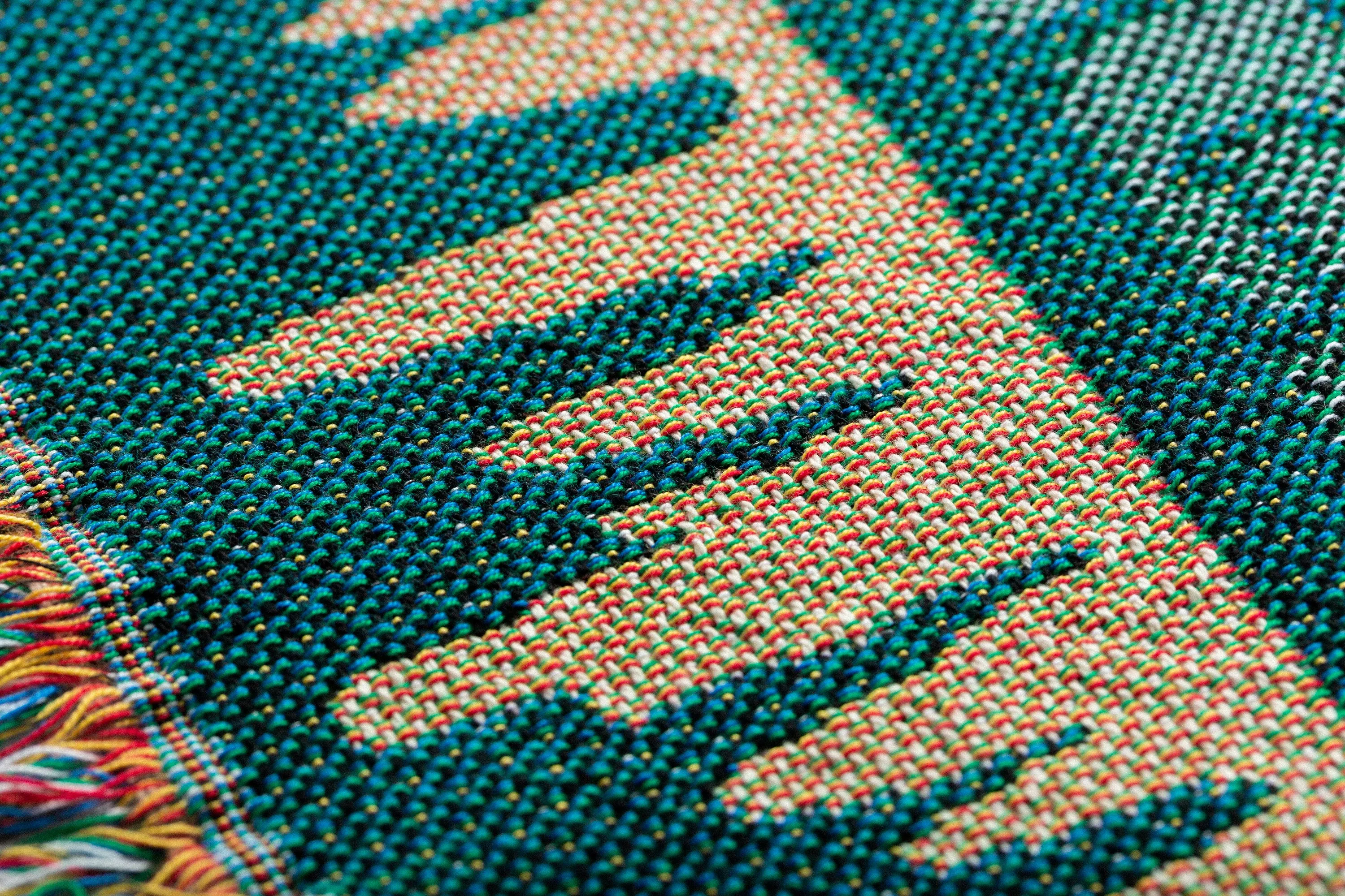 GRVTY "Low Noise, High Output" Woven Throw