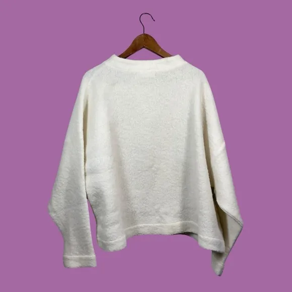 Hackwith Cozy White Sweater 4XL
