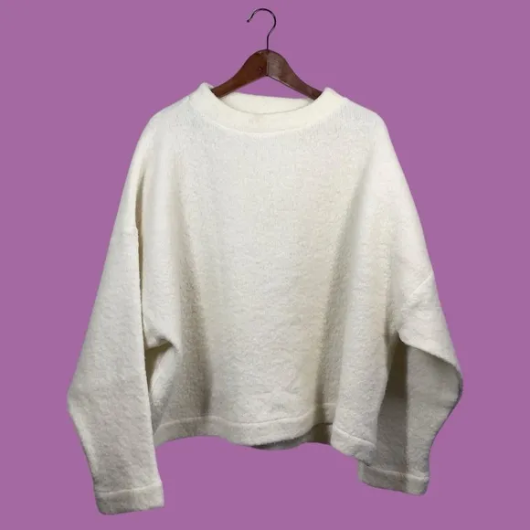 Hackwith Cozy White Sweater 4XL