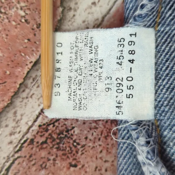 Levi's 550 Vintage 90s Cutoff Jean Shorts Denim Boho Distressed Baggy 38 RARE