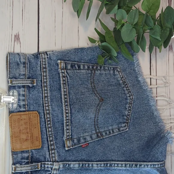 Levi's 550 Vintage 90s Cutoff Jean Shorts Denim Boho Distressed Baggy 38 RARE