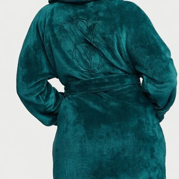 New! VS Victoria Secret Short Cozy Robe NWTS