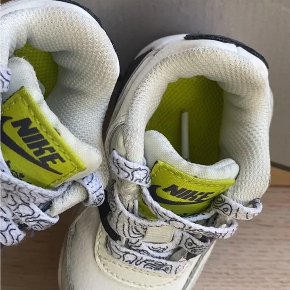 Nike Air Max 90 Toddler Sneakers- SZ 3 C
