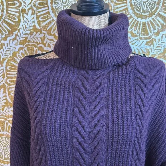 NWT PAIGE Lorilee Turtleneck Cable Knit Wool Blend Sweater in Dark Sangria sz M