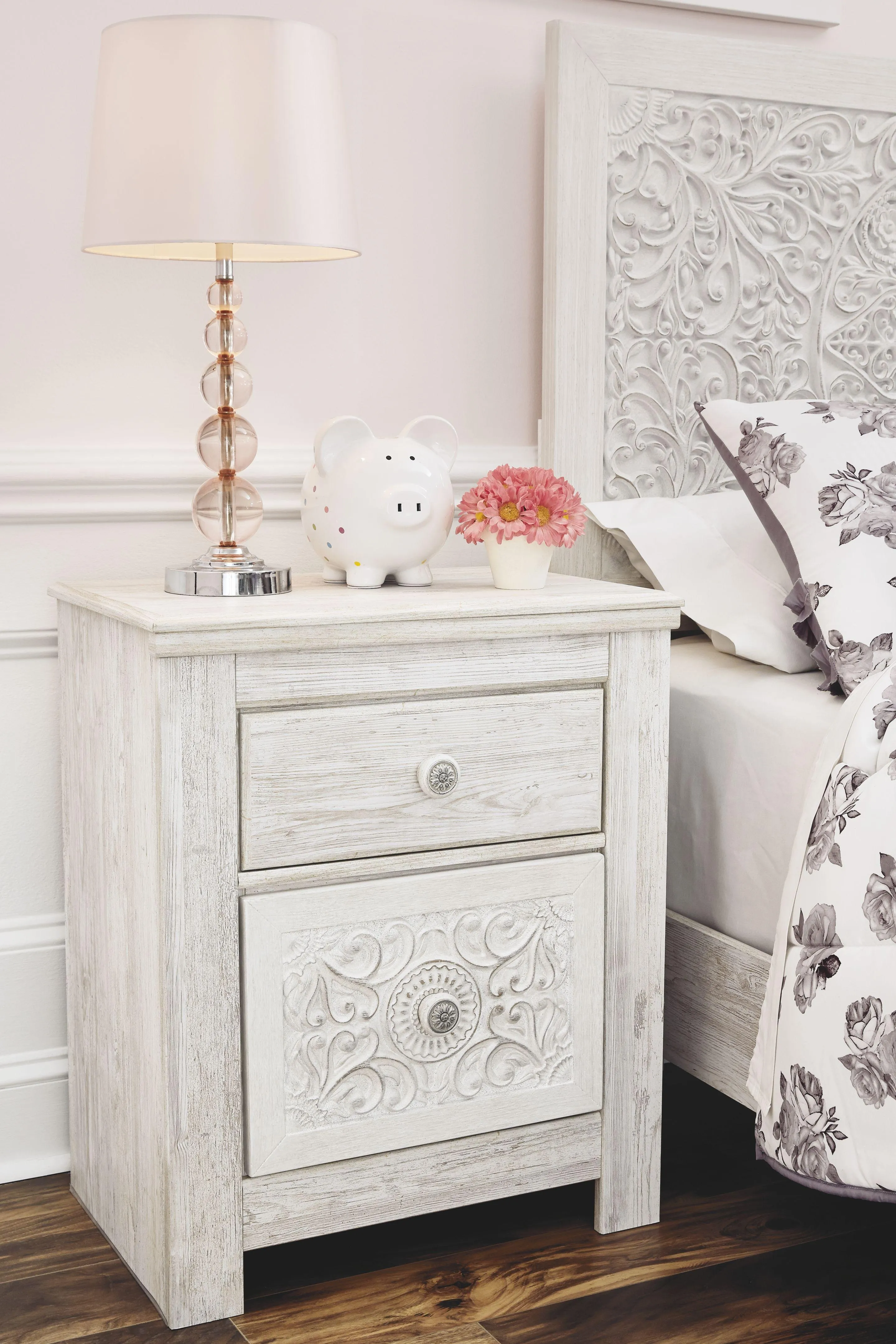 Paxberry - Nightstand