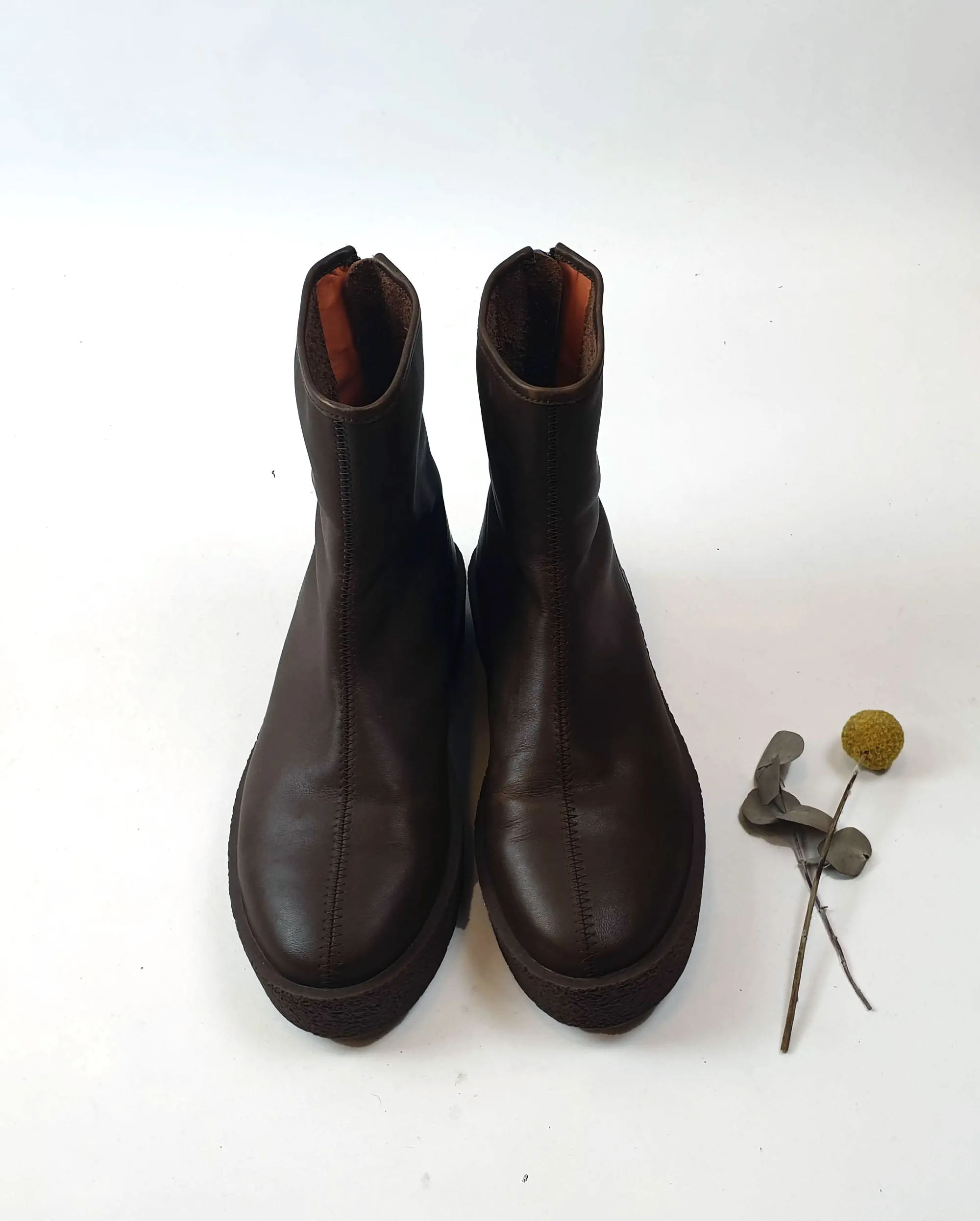 Radical Yes soft brown leather boots size 38
