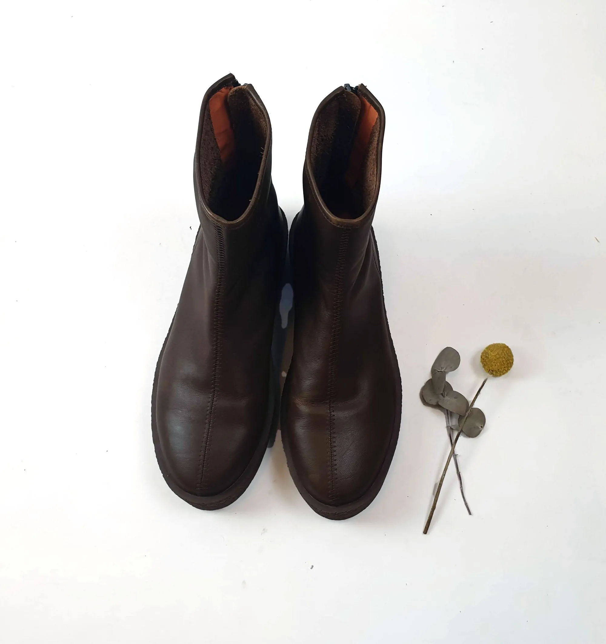 Radical Yes soft brown leather boots size 38