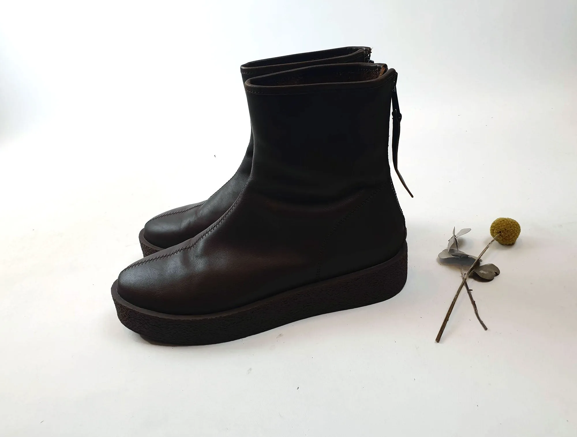 Radical Yes soft brown leather boots size 38