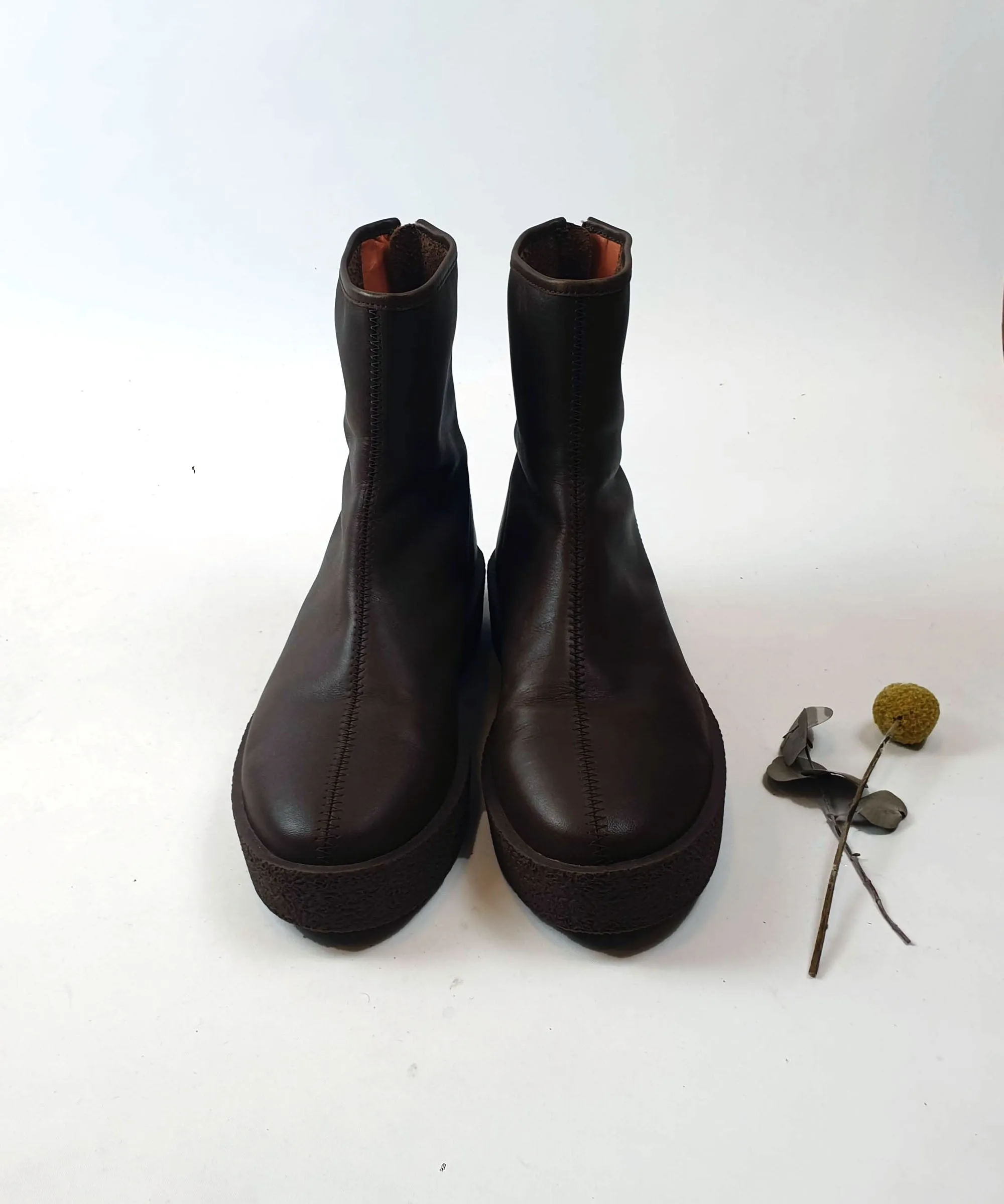 Radical Yes soft brown leather boots size 38