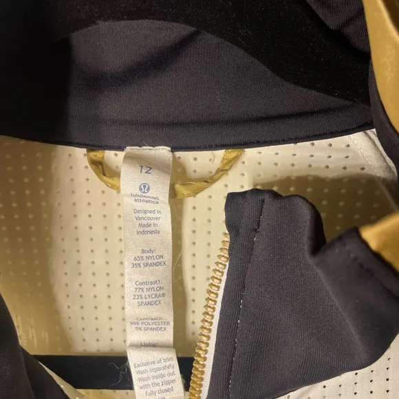 RARE Lululemon Sweaty or Not zip-up jacket