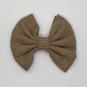 Ribbed Warm Stone Bow