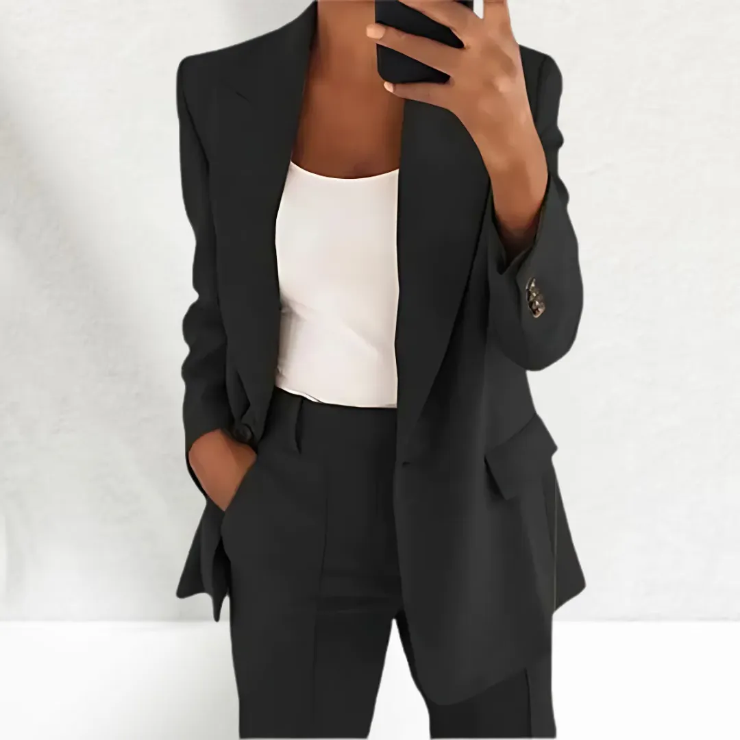 Teresa - Two-Piece Women's Suit