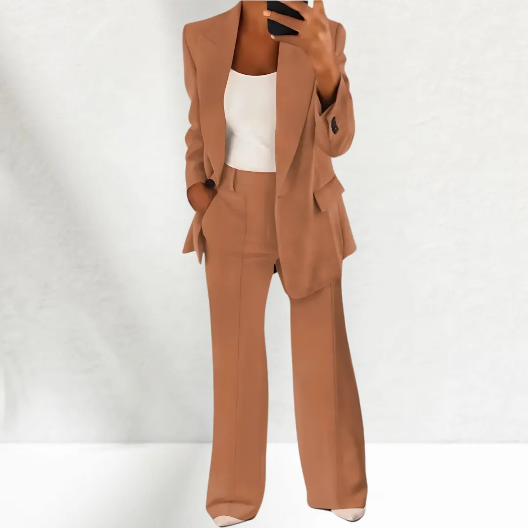 Teresa - Two-Piece Women's Suit
