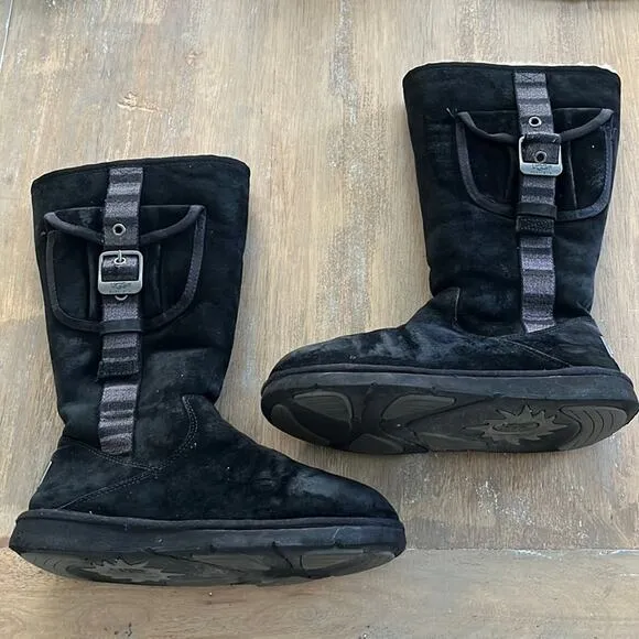 UGG Australia Retro Cargo Shearling Boot Women size 6 Black